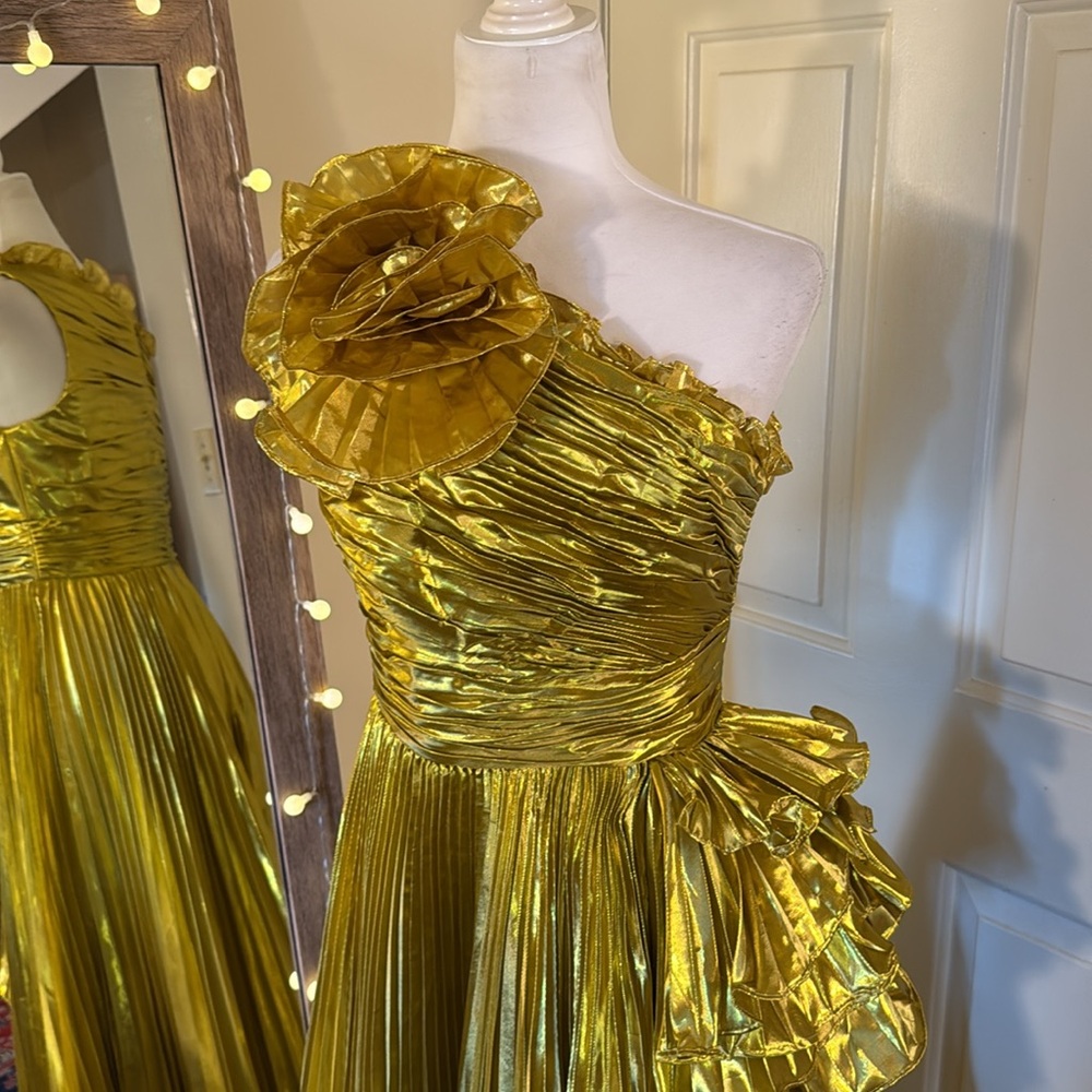 MAC DUGGAL Gold One Shoulder Pleated Ruffle Gown with Slit - Picture 5 of 17